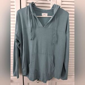 Lou & Grey Top Womens sz XS Super-soft Lightweight Comfy Cozy Blue Hoodie Pocket